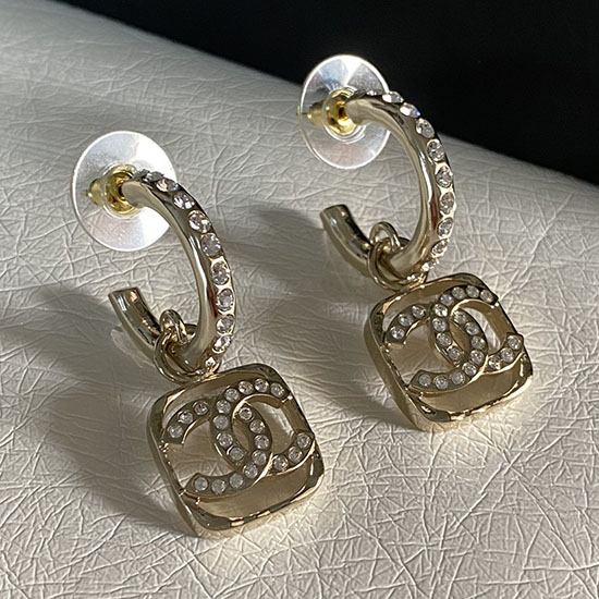 Chanel Earrings CE35