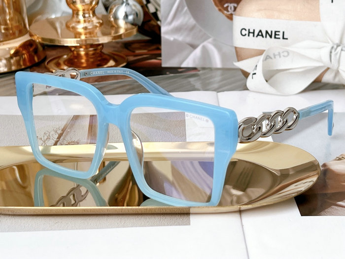 Chanel Sunglasses SCH0731