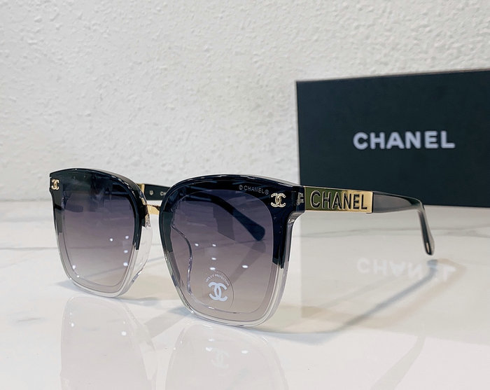 Chanel Sunglasses SCH0771