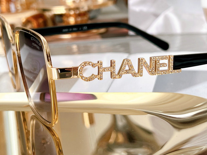 Chanel Sunglasses SCH5432