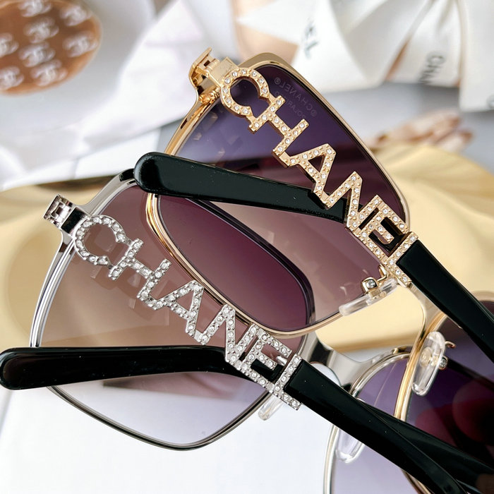 Chanel Sunglasses SCH5432