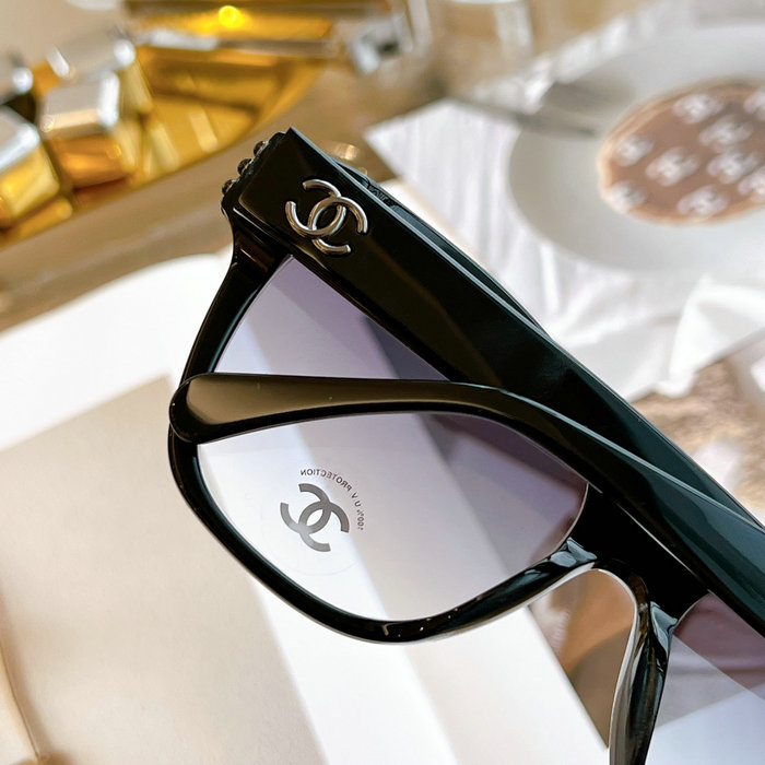 Chanel Sunglasses SCH5482