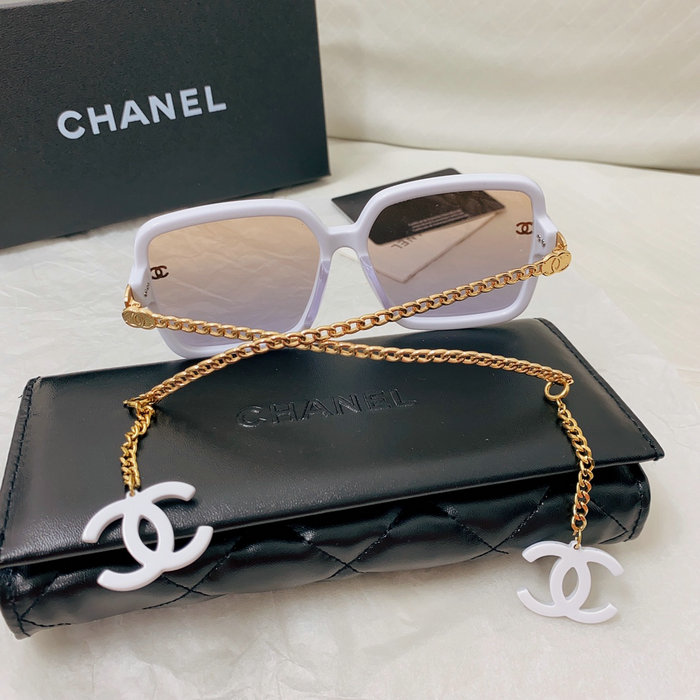 Chanel Sunglasses SCH5692