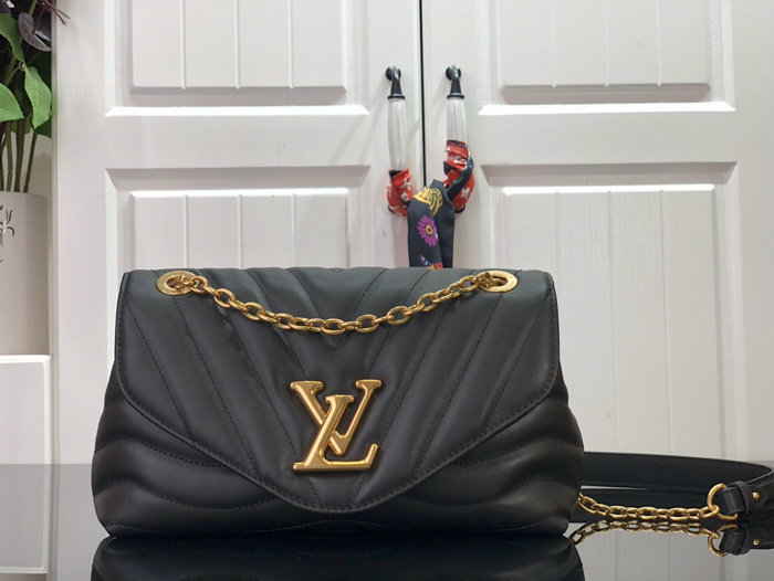 Louis Vuitton New Wave Chain Bag MM Black M58552