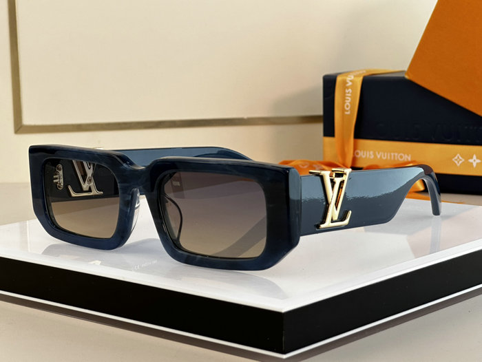 Louis Vuitton Sunglasses LZ2316U