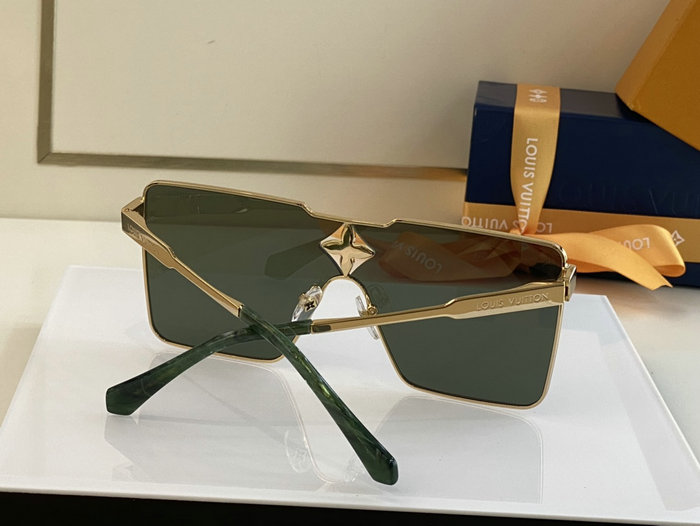 Louis Vuitton Sunglasses SZ1700U