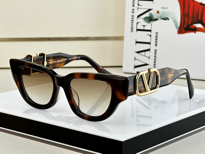 Valentino Sunglasses S103E