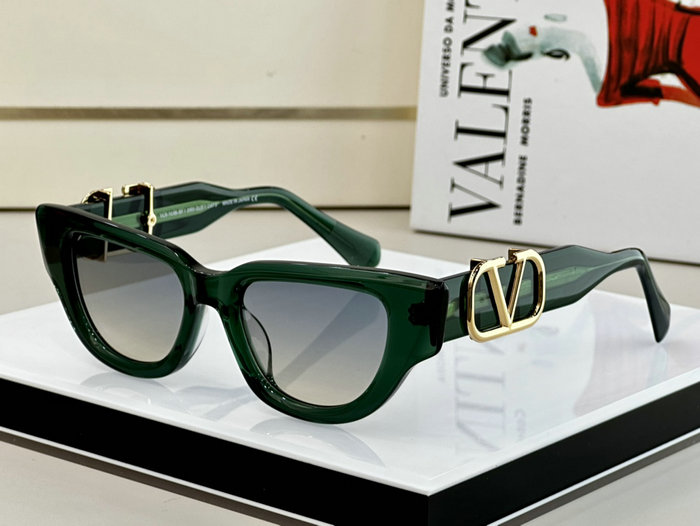 Valentino Sunglasses S103E