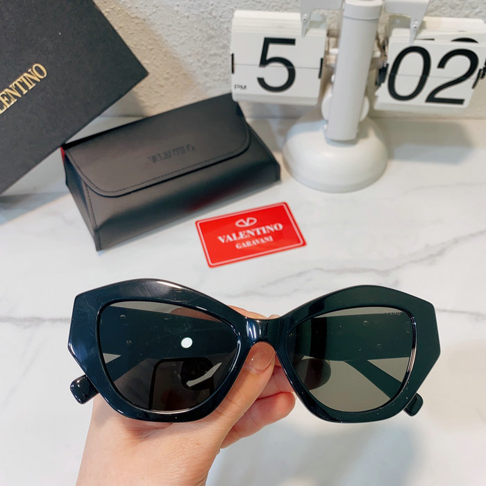 Valentino Sunglasses SVA5158