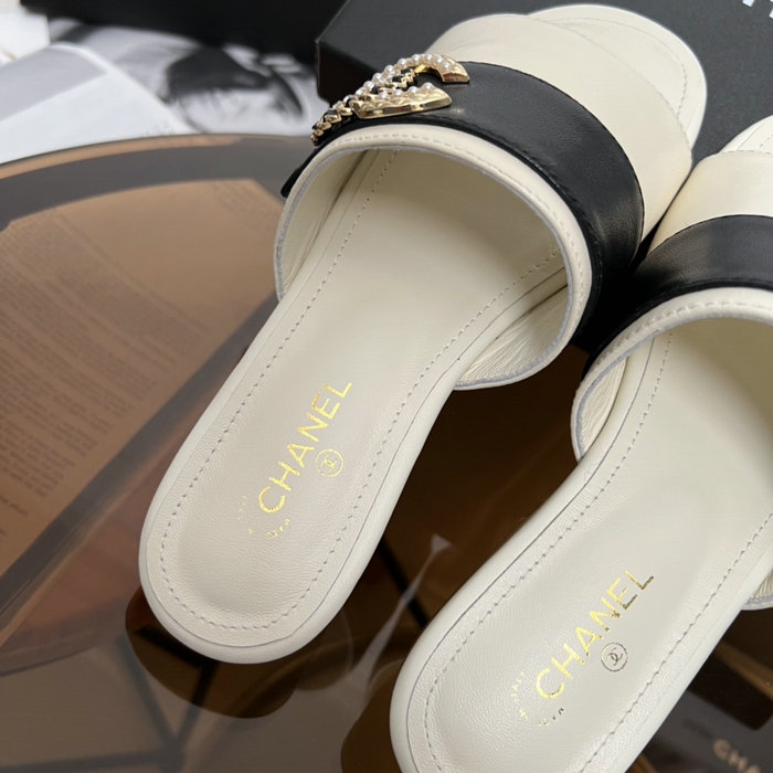 Chanel Slippers CS03172