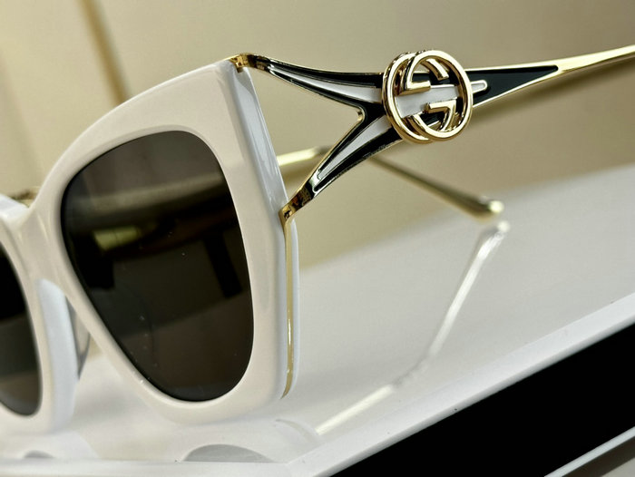 Gucci Sunglasses S0988