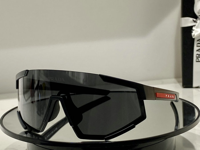 Prada Sunglasses SSPS04W