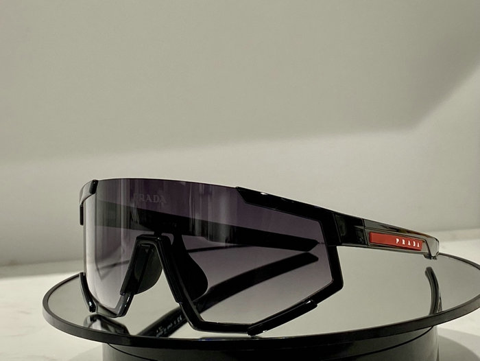 Prada Sunglasses SSPS04W