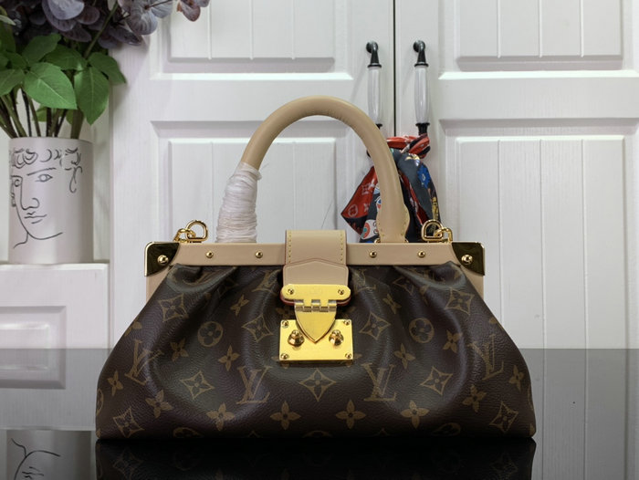 Louis Vuitton Monogram Clutch M46544