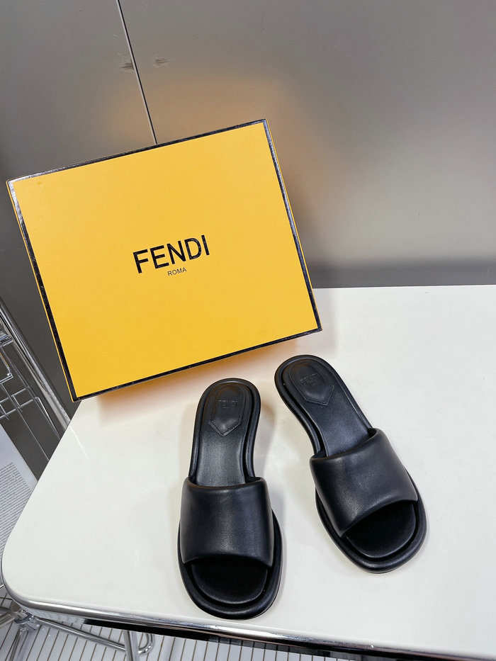 Fendi Mules FS04021