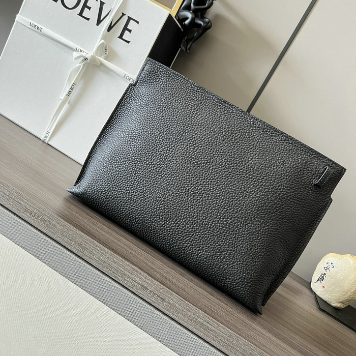 Loewe Calfskin pouch black L11038