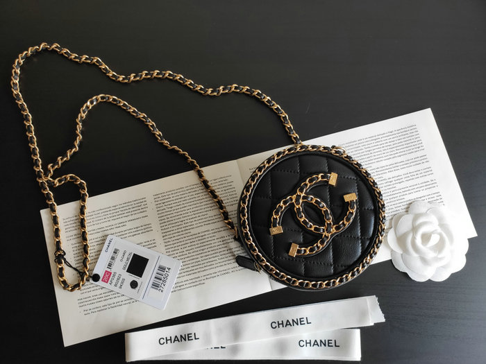 Chanel Roun Clutch Chain Bag AP0365