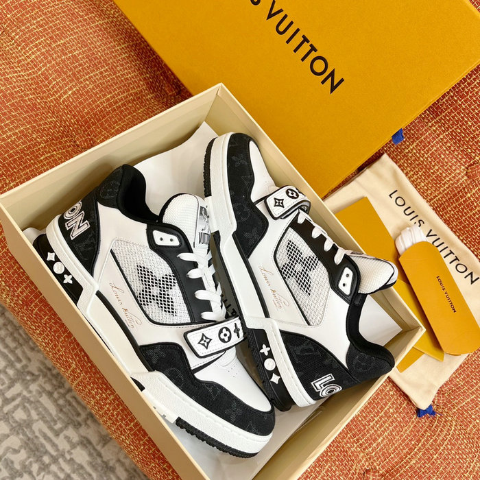 Louis Vuitton Sneakers LS04065