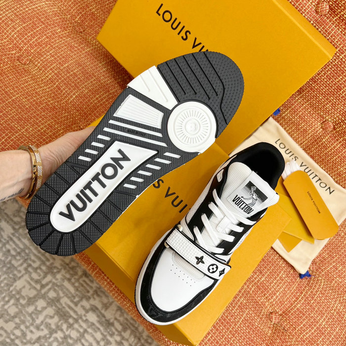 Louis Vuitton Sneakers LS04065