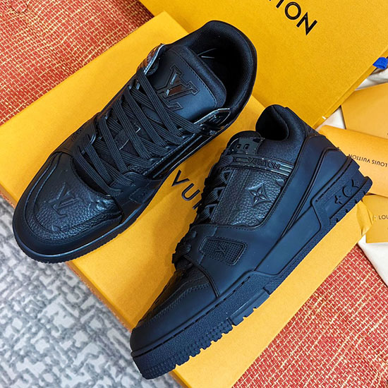 Louis Vuitton Sneakers LS04073