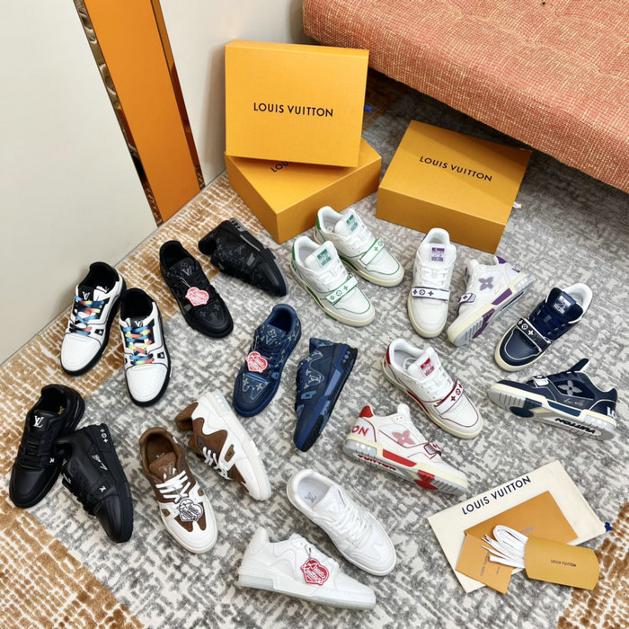 Louis Vuitton Sneakers LS04074