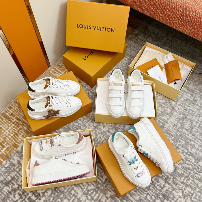 Louis Vuitton Sneakers LS04100