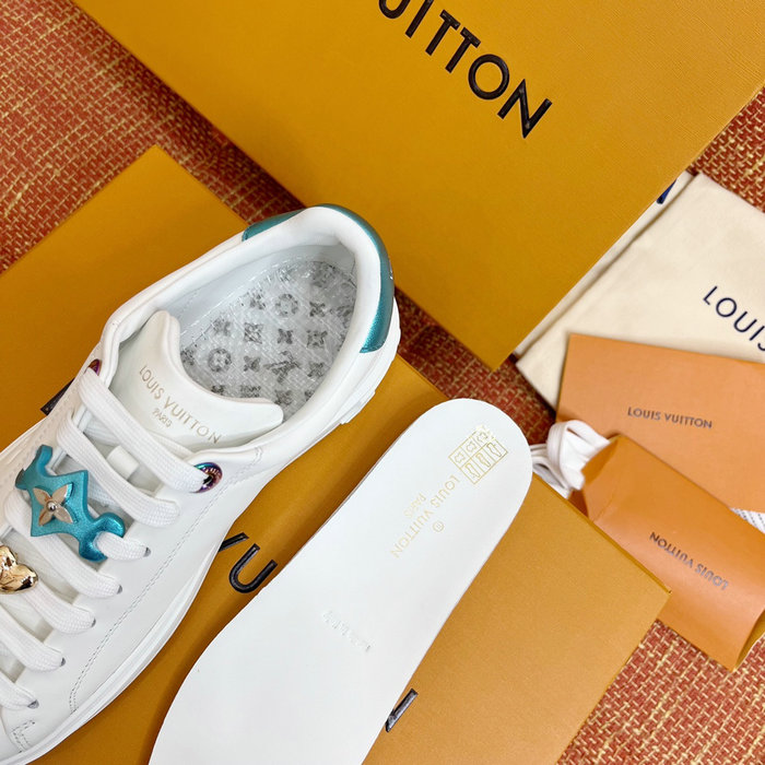 Louis Vuitton Sneakers LS04101