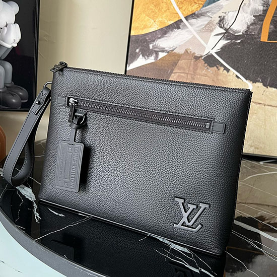 Louis Vuitton Takeoff Pouch Black M69837