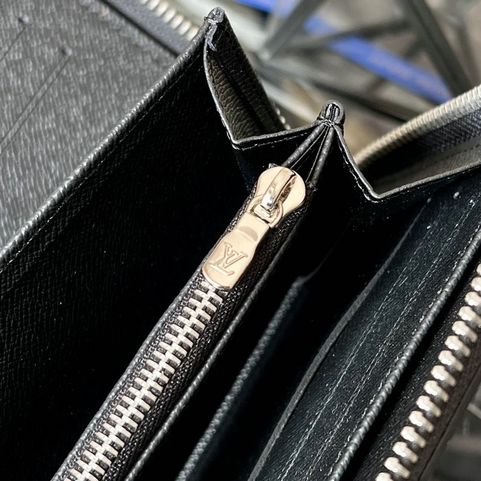 Louis Vuitton Zippy Organiser M30056