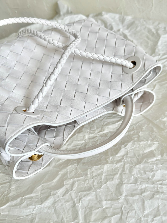 Bottega Veneta Small Andiamo Tote Bag White B74356