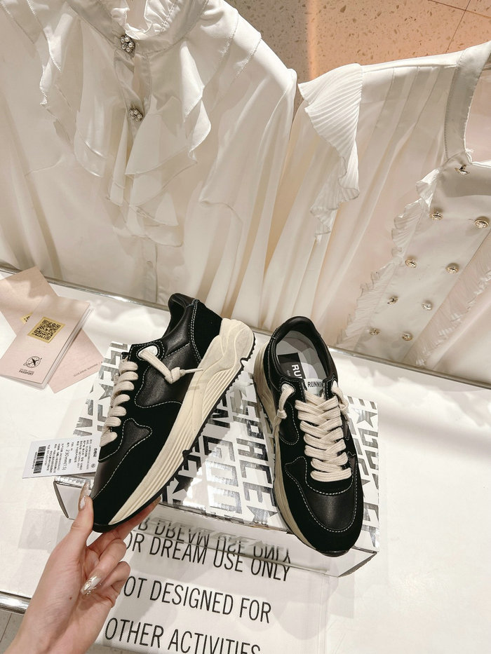 Golden Goose Sneakers SHG042101