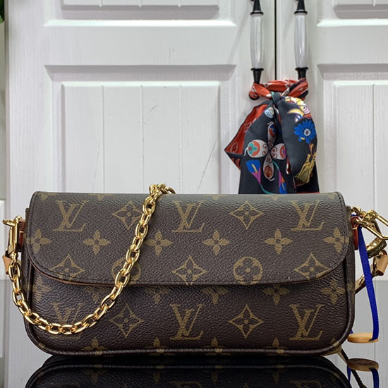 Louis Vuitton Ivy Wallet On Chain Bag M81911