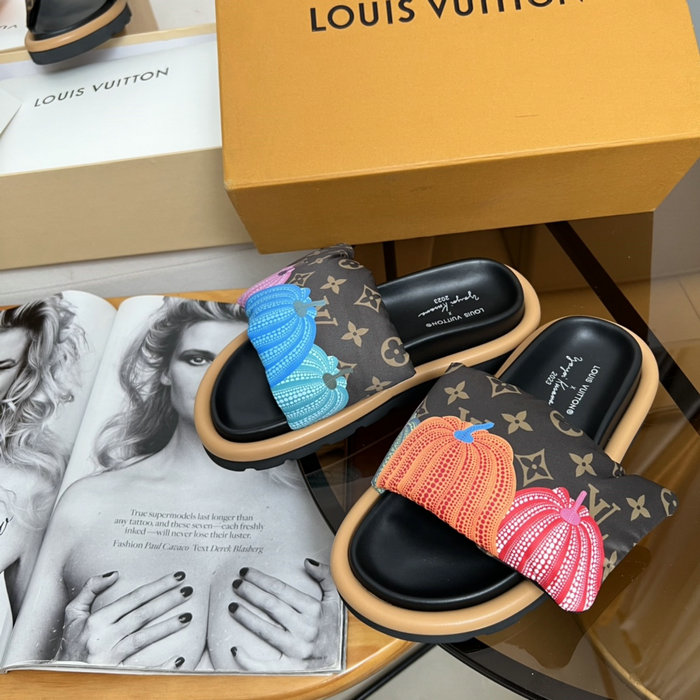 Louis Vuitton Slides SIL042101