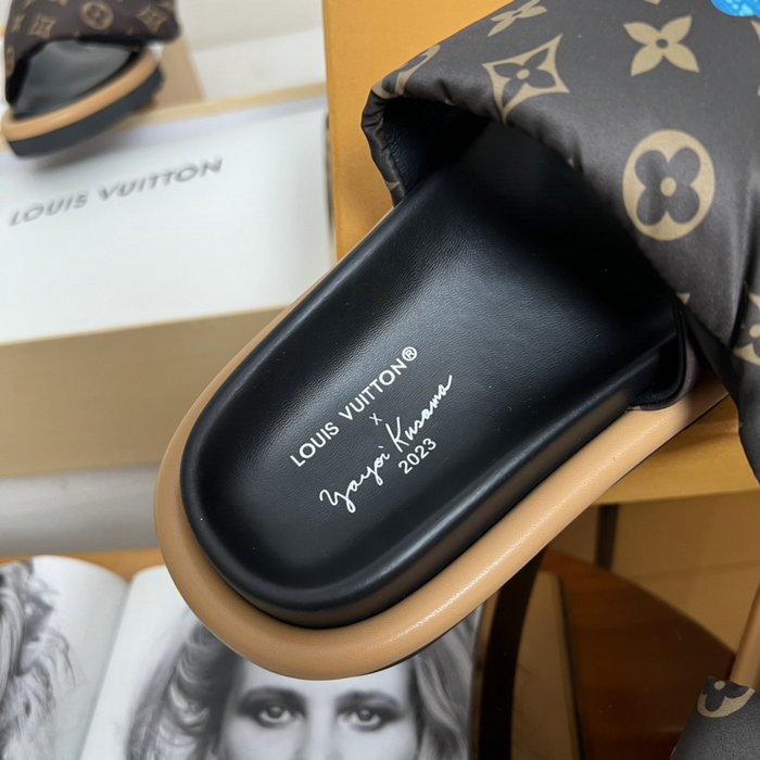 Louis Vuitton Slides SIL042101