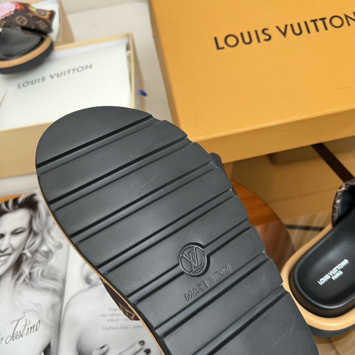 Louis Vuitton Slides SIL042102