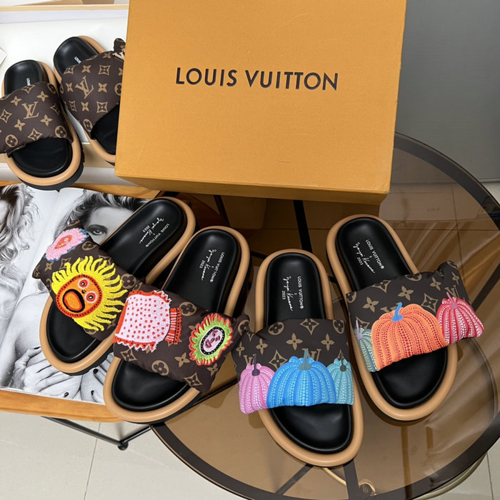 Louis Vuitton Slides SIL042103