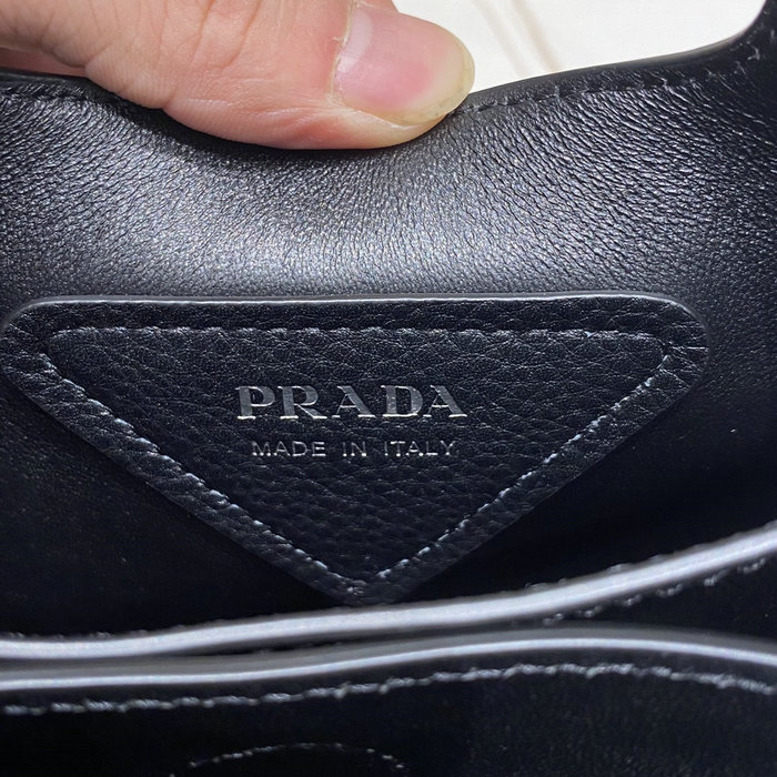 Prada Leather handbag Black 1BA349