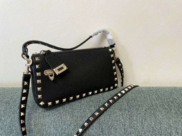 Valentino Garavani Rockstud Leather Shoulder Bag Black V5500