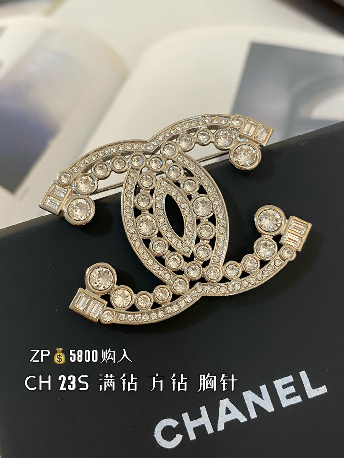 Chanel Brooch CR16