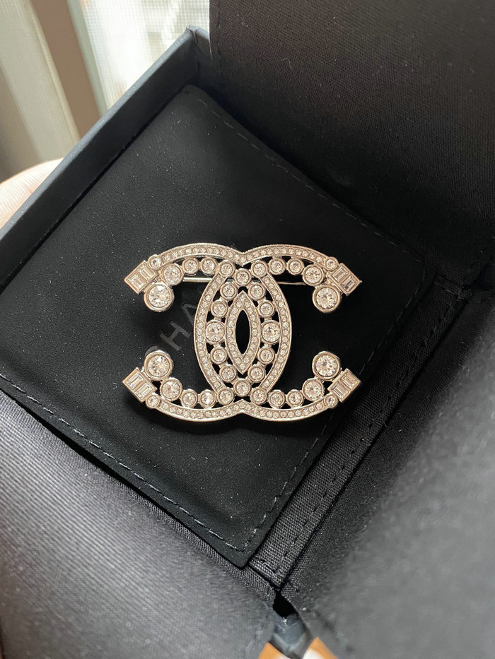 Chanel Brooch CR16