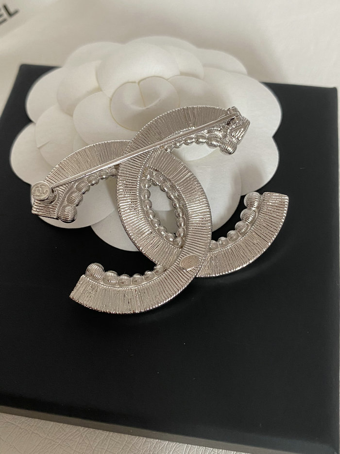 Chanel Brooch CR17