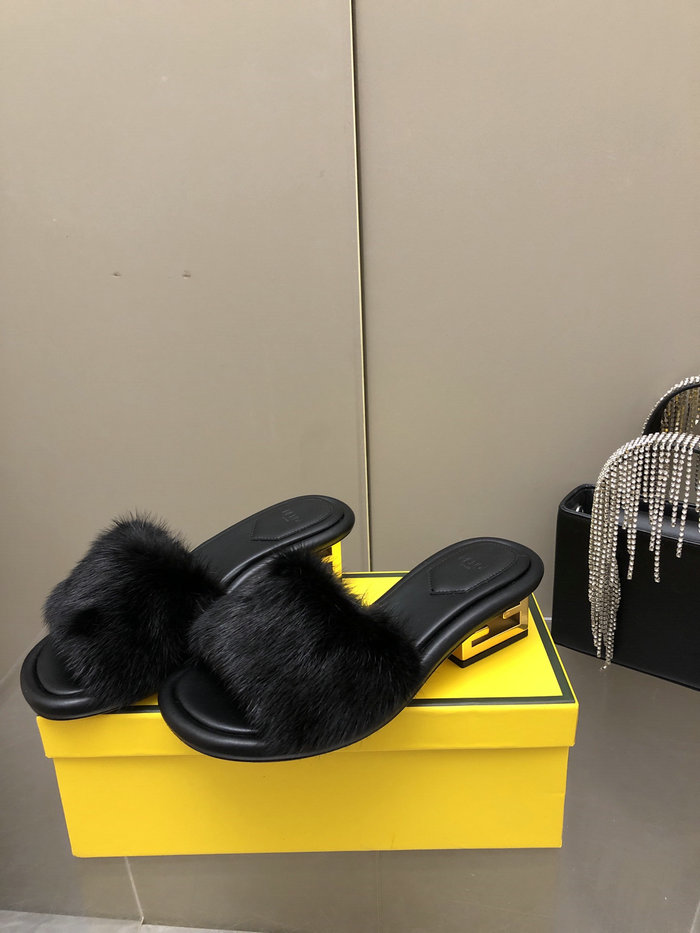 Fendi Slippers SNF043001