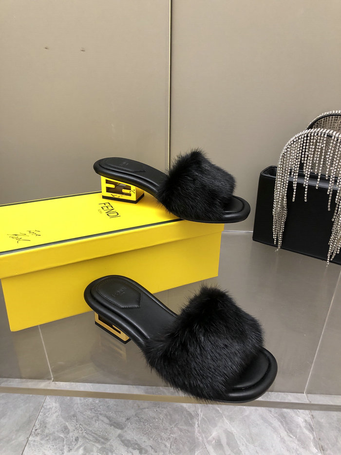 Fendi Slippers SNF043001