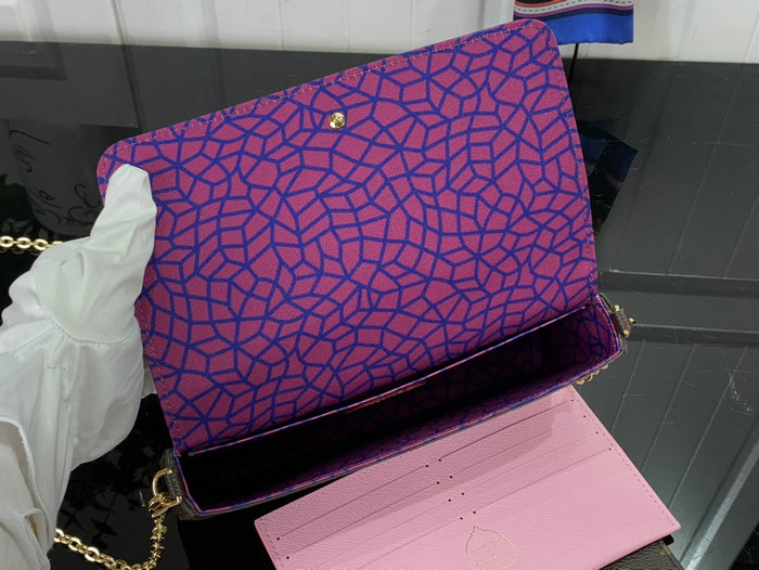 LV x YK Felicie Pochette M82108