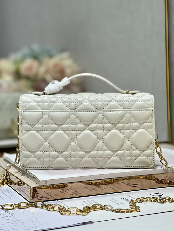 MISS DIOR MINI BAG White D0980