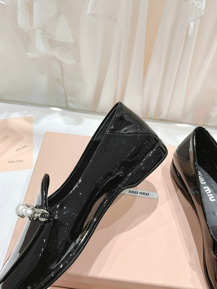 Miu Miu Pumps SDM050502