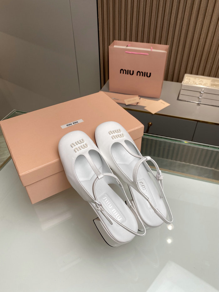 Miu Miu Pumps SNM050503