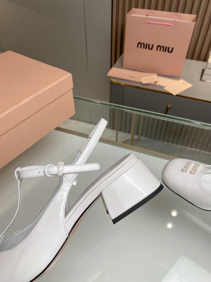 Miu Miu Pumps SNM050503