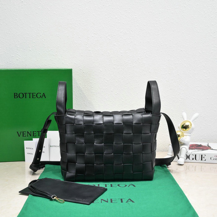 Bottega Veneta Bowling Cassette Bag Black B730327