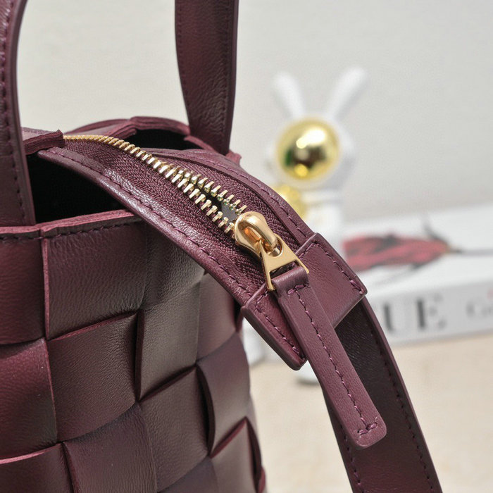 Bottega Veneta Bowling Cassette Bag Burgundy B730327